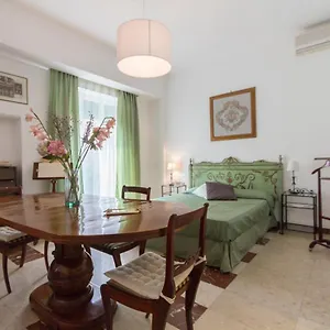 Apartamento Bausan 12, Roma